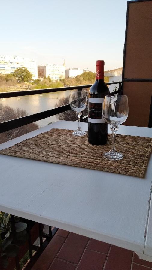 Apartamento Con Vistas Al Rio Guadalquivir En Triana, Sevilla Екстер'єр фото